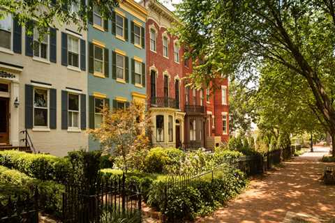 What is the Average Sale Price for Real Estate in Washington DC?